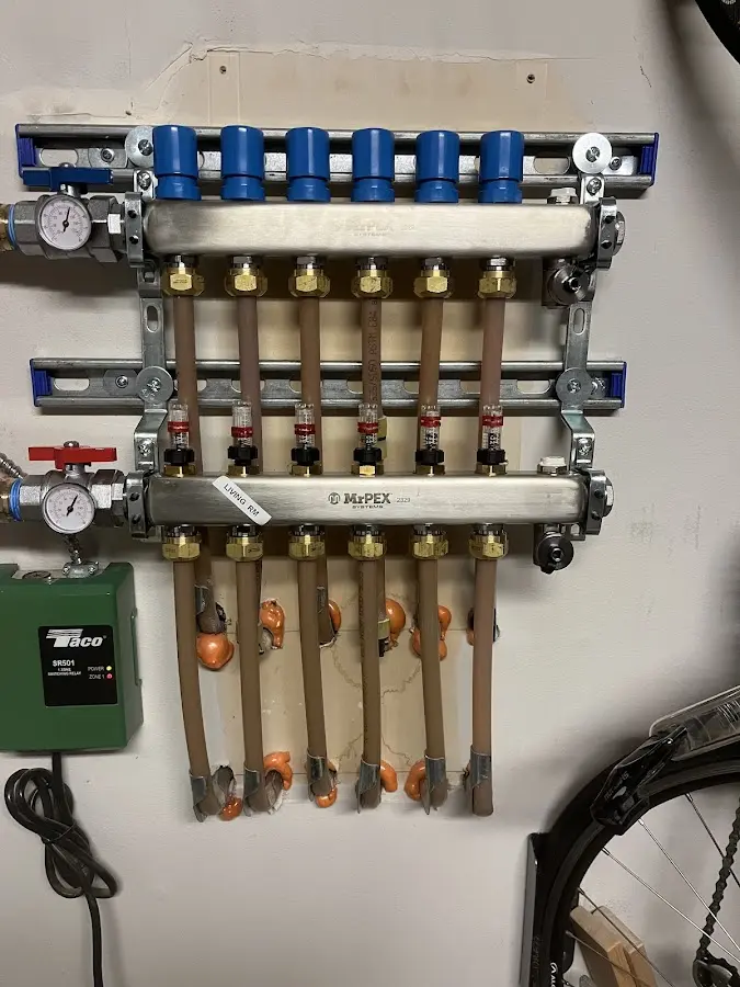 Plumber performing Sink Repair at a residential property in Pflugerville